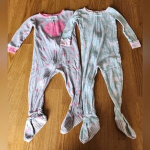 $2 GS🏠 Set of Two Carter's Zip-up Pajamas